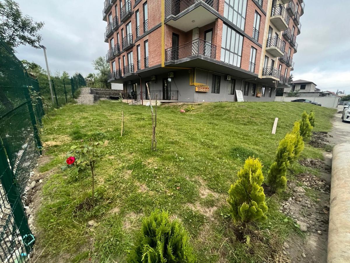Apartamento Eco Garden Kutaisi Exterior foto